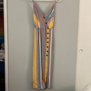 Urban MIDI Dress with slit